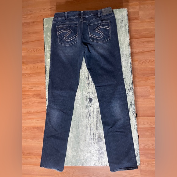 Silver Jean Co. ‘Suki’ Straight leg W33/L36 - Picture 3 of 10